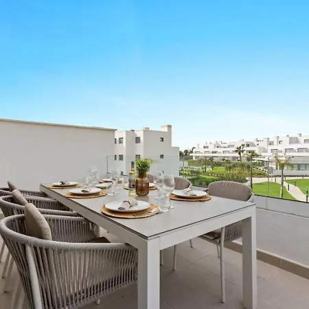 Lejlighed Acqua Gardens Cancelada - Pool, Gym And Co-working, Walk To *